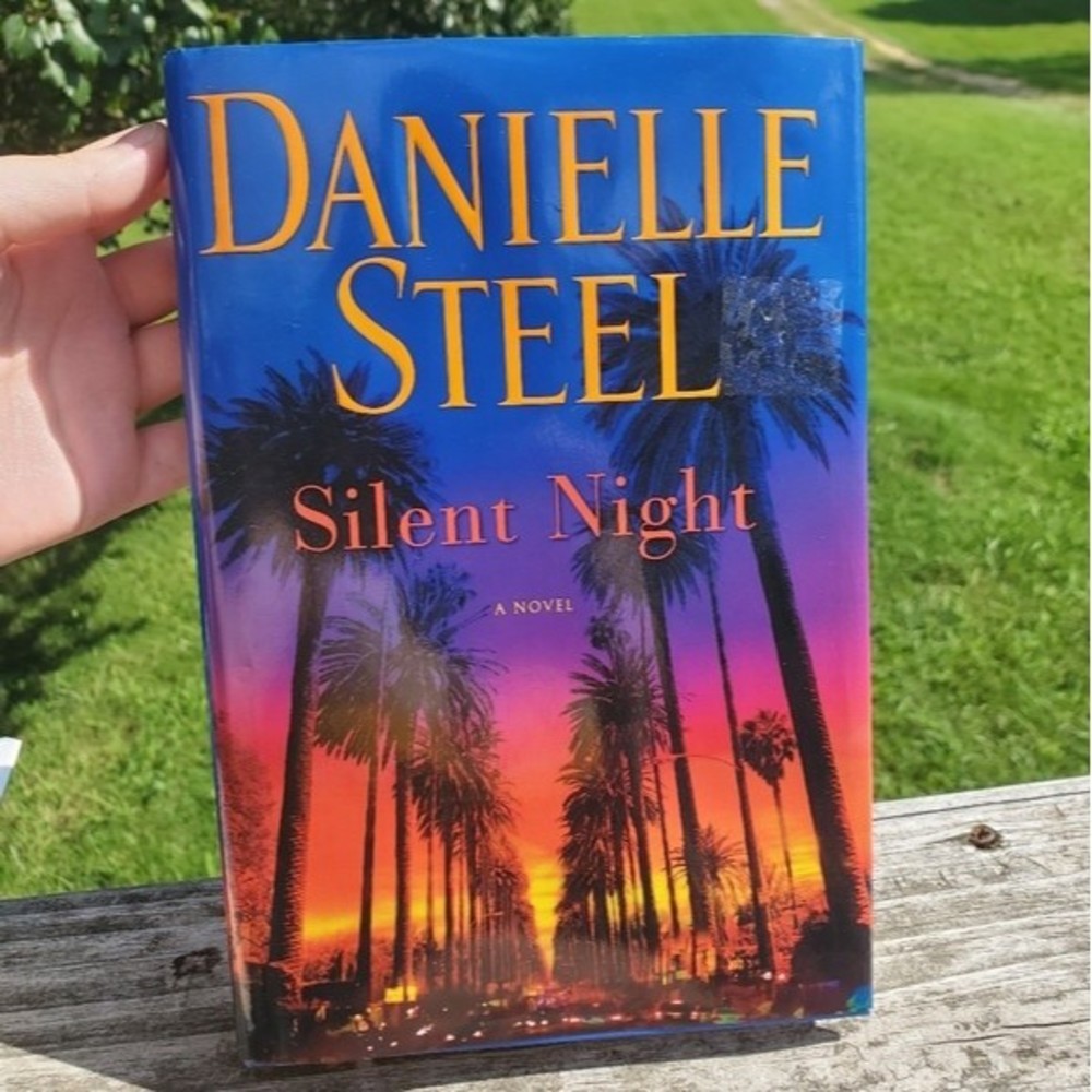 Danielle Steel Hardback Book Bundle - Picture 11 of 13
